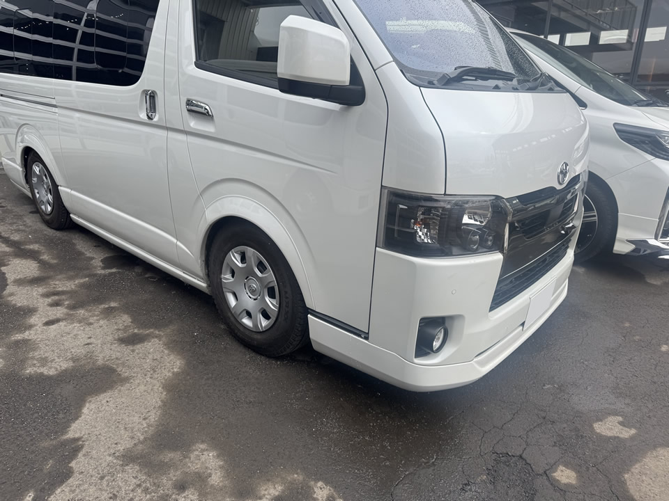 札幌 ハイエース 板金修理 完成