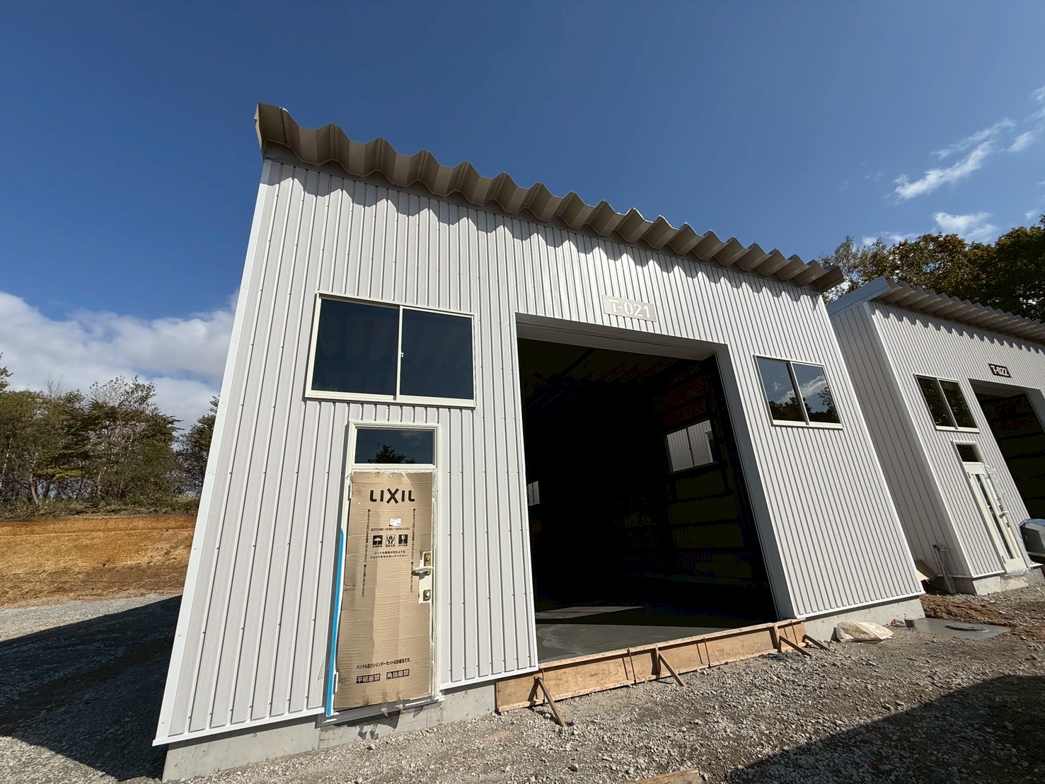 恵庭市戸磯555-1　51坪倉庫  T021