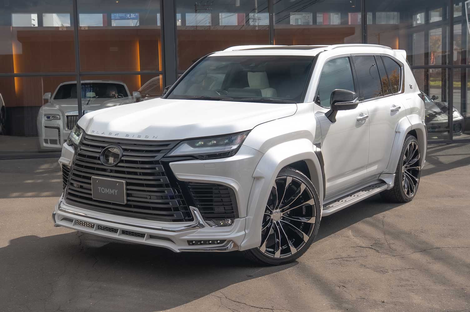 レクサス LX600 4WD 7人乗り WALD  SPORTS LINE BLACK BISON EDITION ワンオーナー 寒冷地仕様 ETC