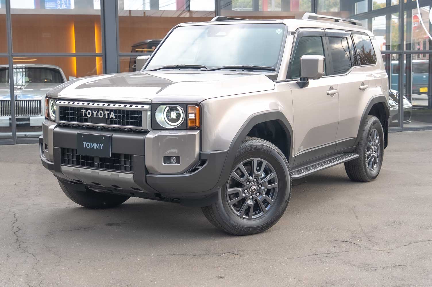 トヨタ ランドクルーザー250 2.7 VX 4WD　ワンオーナー・丸目ヘッドライト・トヨタチームメイト・トヨタセーフティセンス・ムーンルーフ