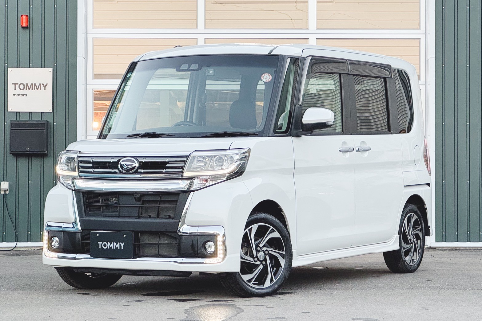 ダイハツ タントカスタムRSトップエディションVSSAⅢ4WD　ワンオーナー・記録簿付(R01-R07)・スマートアシストIII・パノラマビュー・両側電動スライドドア・オートハイビーム・純正15インチAW