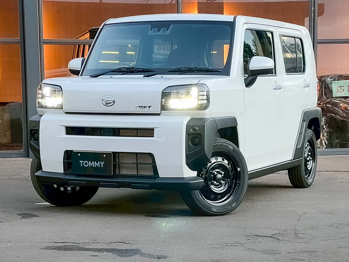 ダイハツ タフト 660X 4WD　スマアシ ガラスルーフ バックカメラ リバース連動Rワイパー オートハイビーム