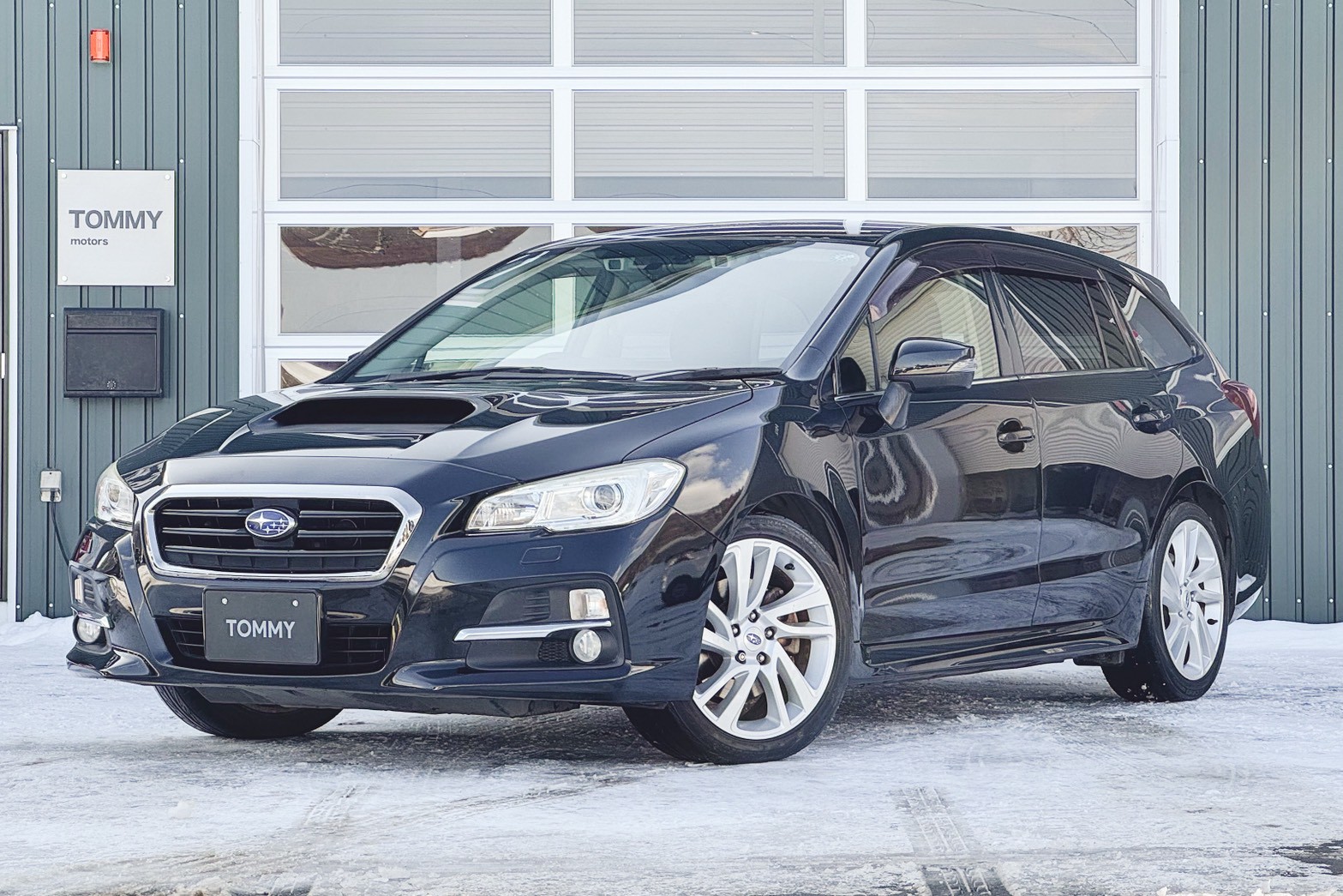 スバル レヴォーグ 1.6GTアイサイトSスタイル 4WD　バックカメラ・アイサイト・ETC・クルコン・SI-DRIVE・スマートキー・純正18インチAW