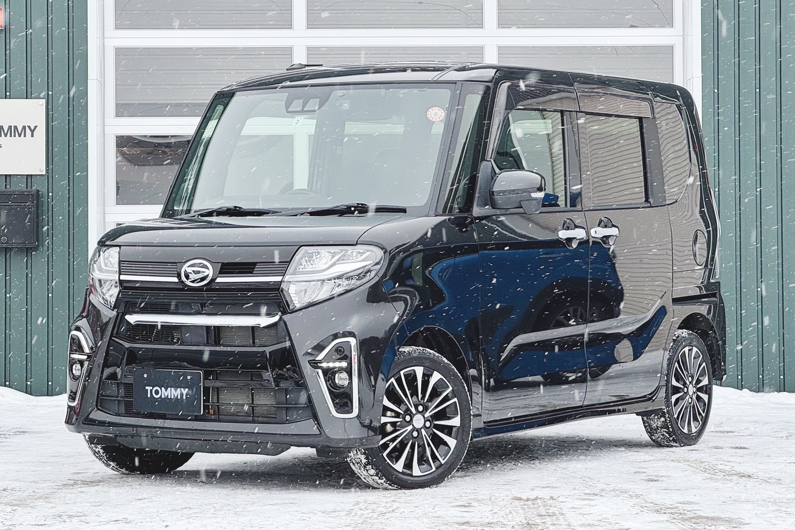 ダイハツ タント 660カスタムRS 4WD　バックカメラ・スマートアシストⅣ・両側電動スライドドア・LEDヘッドライト